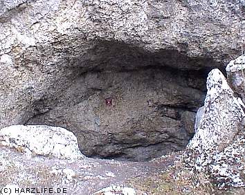 Der Eingang zur Jettenhöhle